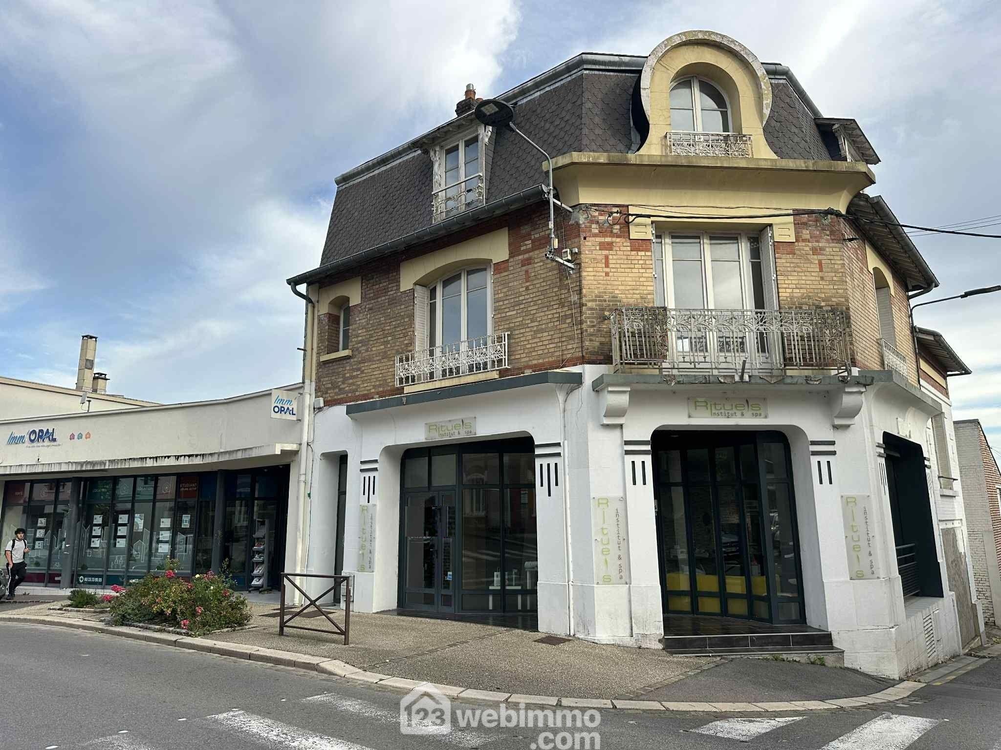 Local - 626m² - Laon