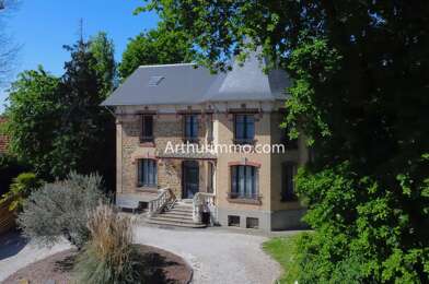 Maison 10 pièces 749000 €