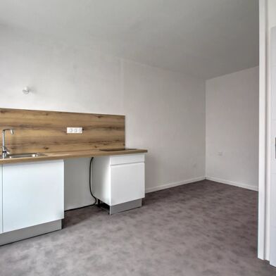 Appartement 1 pièces 250 €