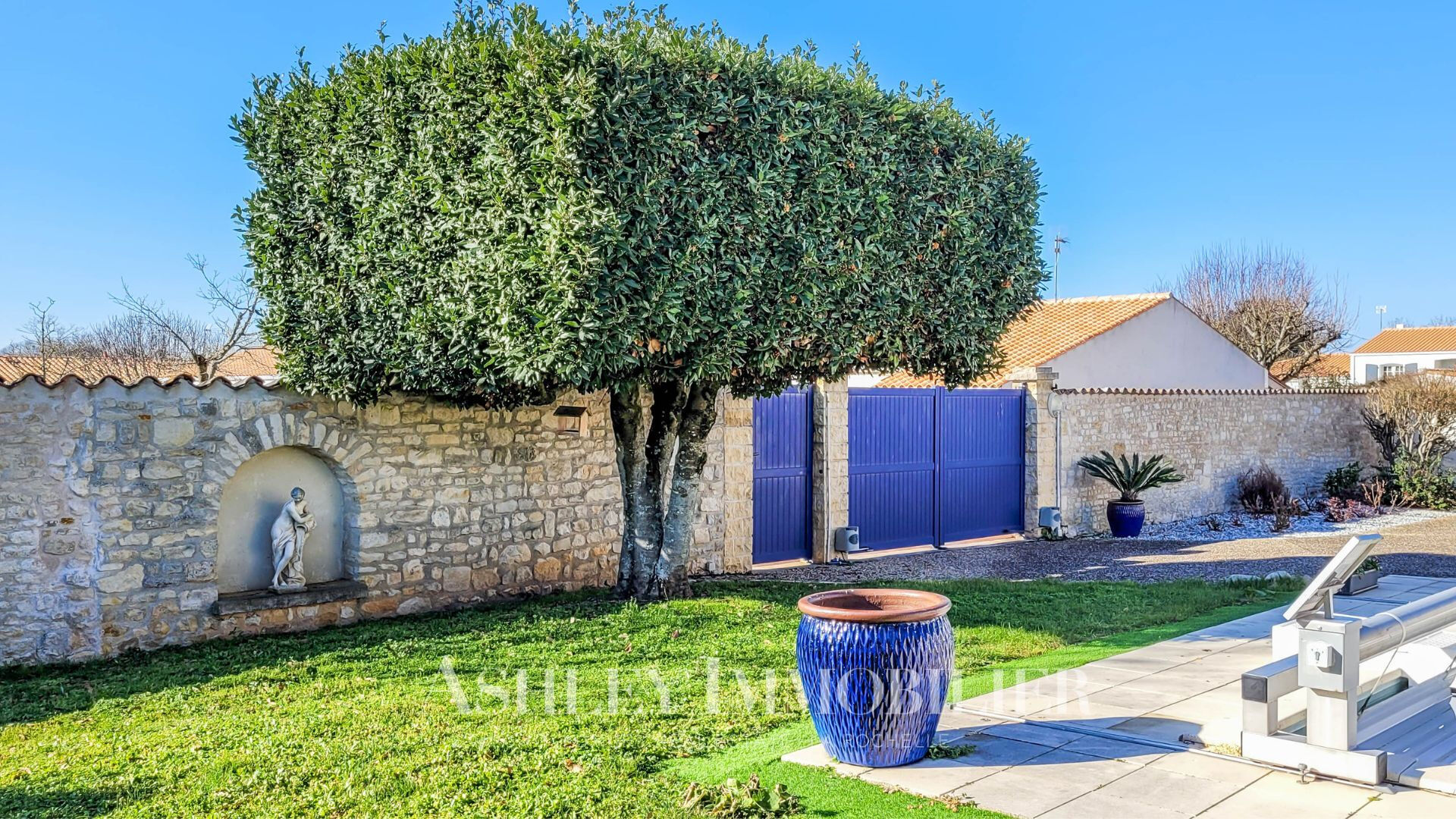 Villa / Maison  T6 à vendre Périgny 17180