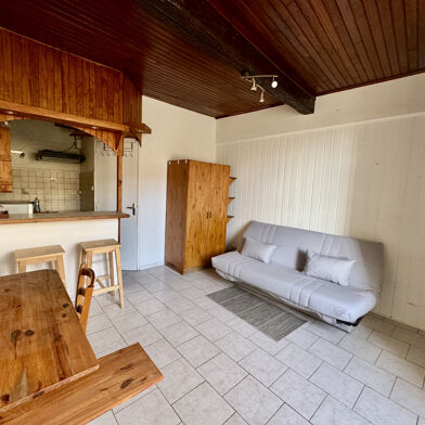 Appartement 1 pièces 340 €