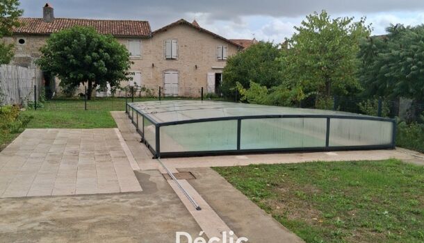 Villa / Maison 11 pièces  à vendre Courcôme 16240
