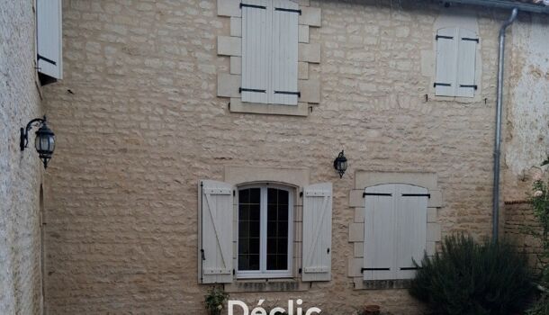Villa / Maison 11 pièces  à vendre Courcôme 16240