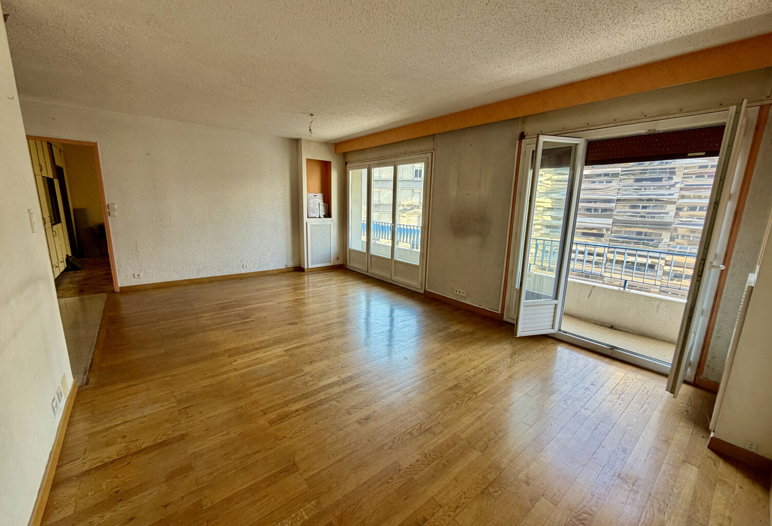 F3 -Ascenseur - Terrasse Secteur Jean Moulin/ Chavanelle — photo 1