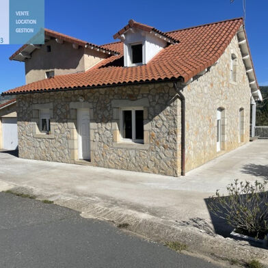 Maison 5 pièces 1140 €