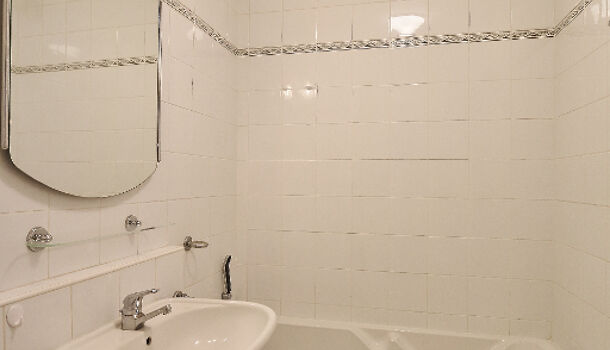 Appartement 1 pièces  à louer Bastia 20200