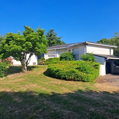 Maison 8 pièces 293500 €