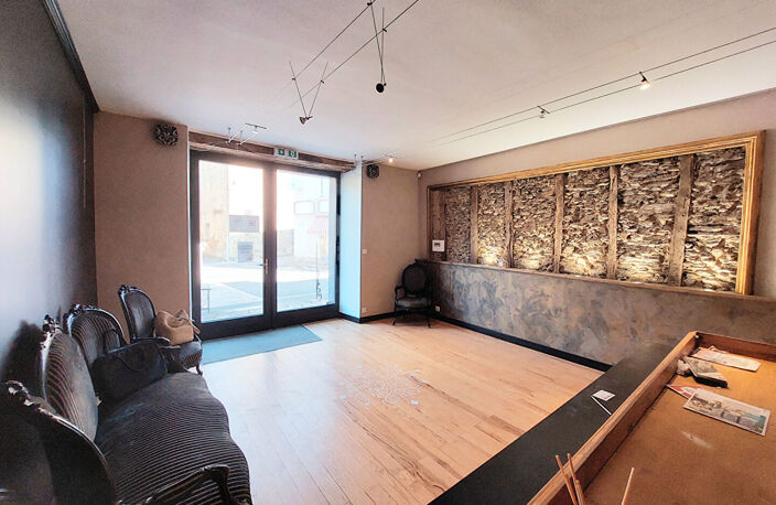 DISPONIBLE - Maison T4 ou local commercial 140m² rénovée — photo 3