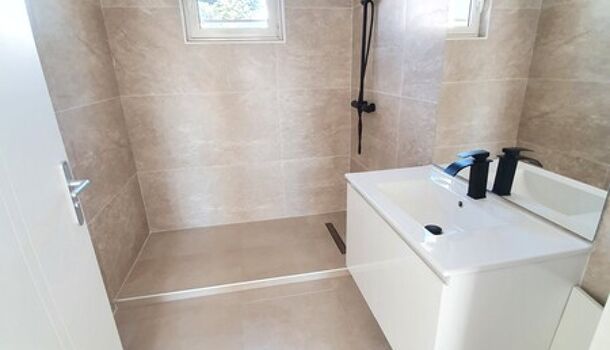 Appartement 5 pièces  à vendre Montélimar 26200