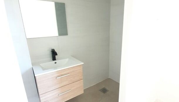 Appartement 4 pièces  à vendre Montélimar 26200