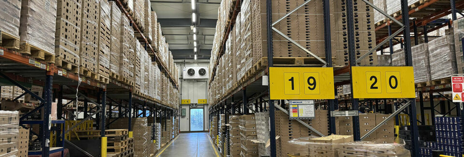 Commerce  4676 m² à louer à Chambray-lès-Tours (37170)