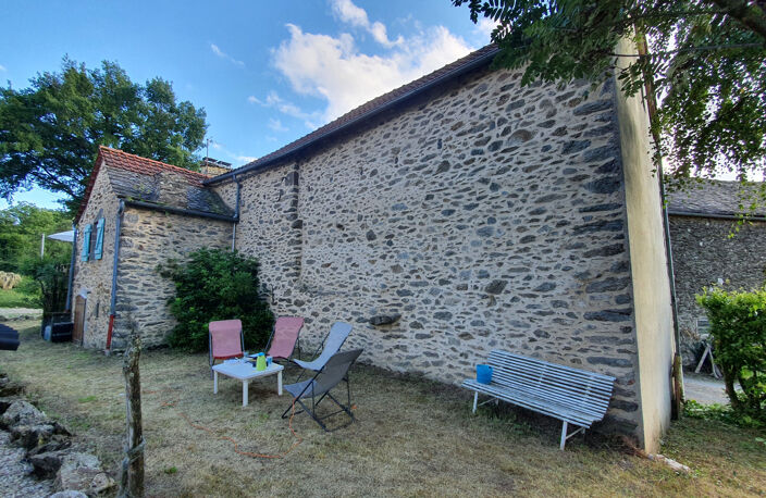 Rieupeyroux / Maison en pierres apparentes — photo 4