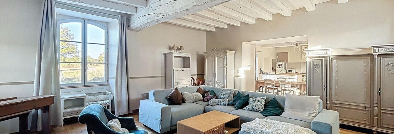 Maison 11 Pièces 260 m² à vendre à Bécon-les-Granits (49370)