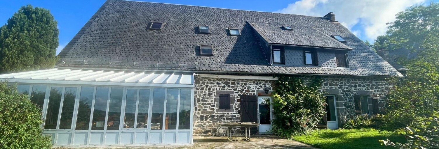 Maison 20 Pièces 300 m² à vendre à Chastreix (63680)