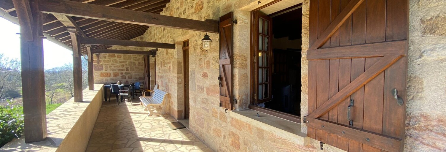 Maison 8 Pièces 273 m² à vendre à Lacapelle-Marival (46120)