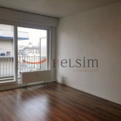 Appartement 2 pièces 690 €