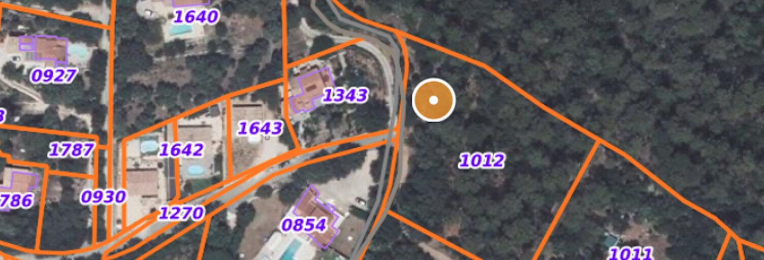 Terrain  4000 m² à vendre à Besse-sur-Issole (83890)