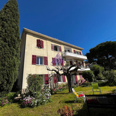 Maison 13 pièces 920000 €