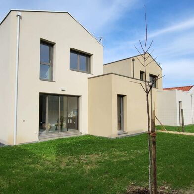 Maison 4 pièces 345000 €