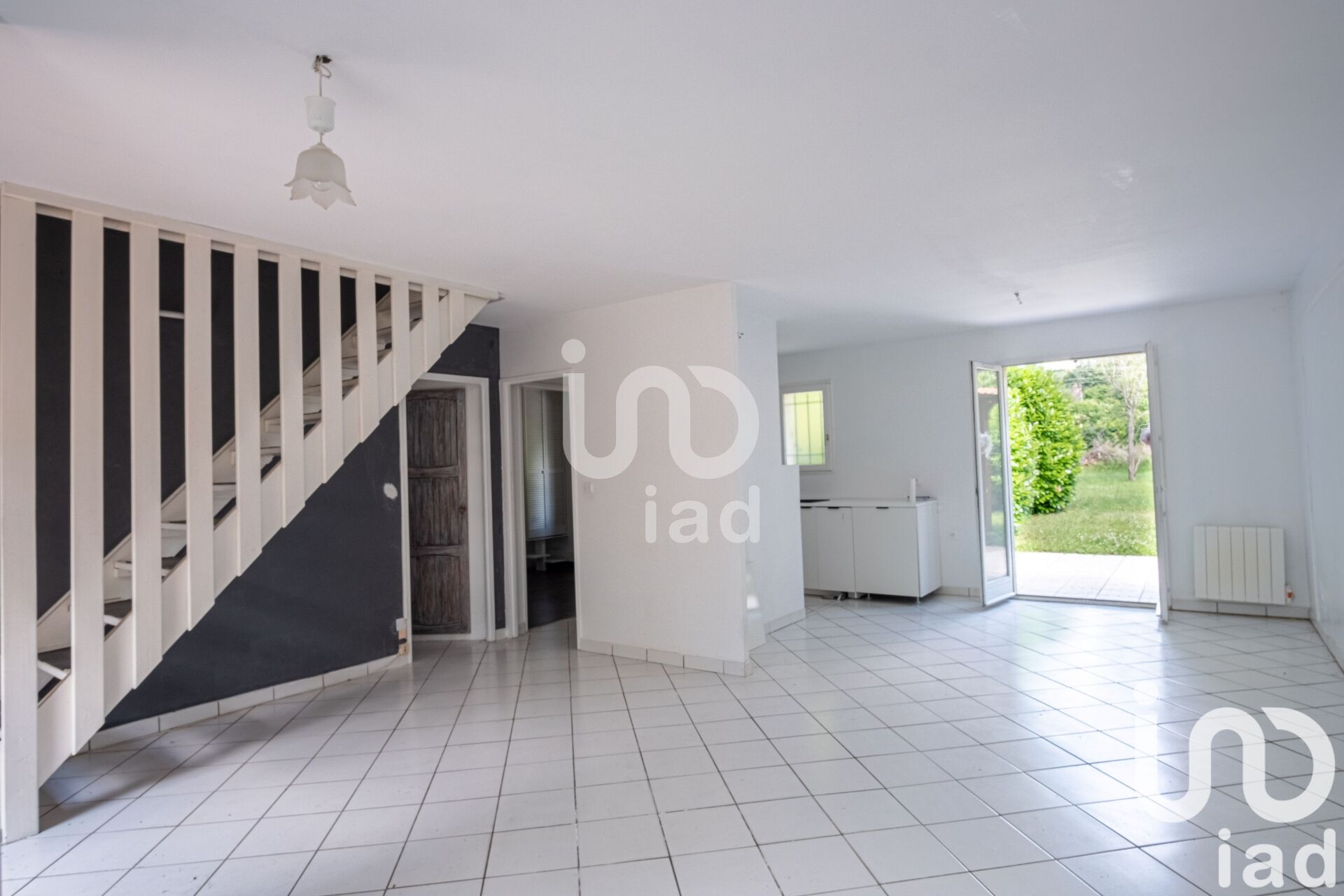 Vente Maison/villa 5 pièces - Photo 3