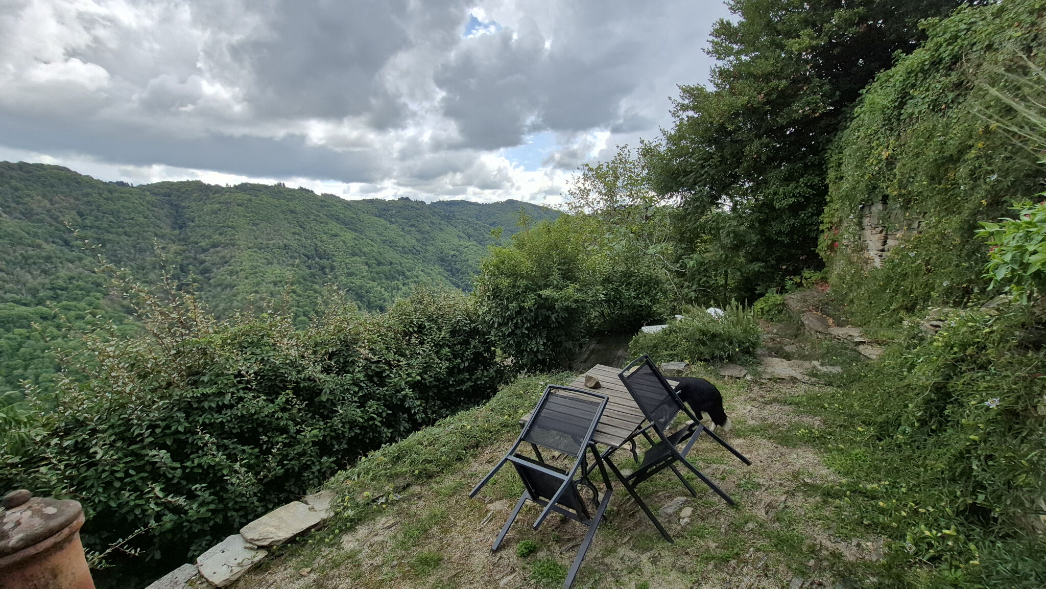 Villa / Maison  T9 à vendre Lacroix-Barrez 12600