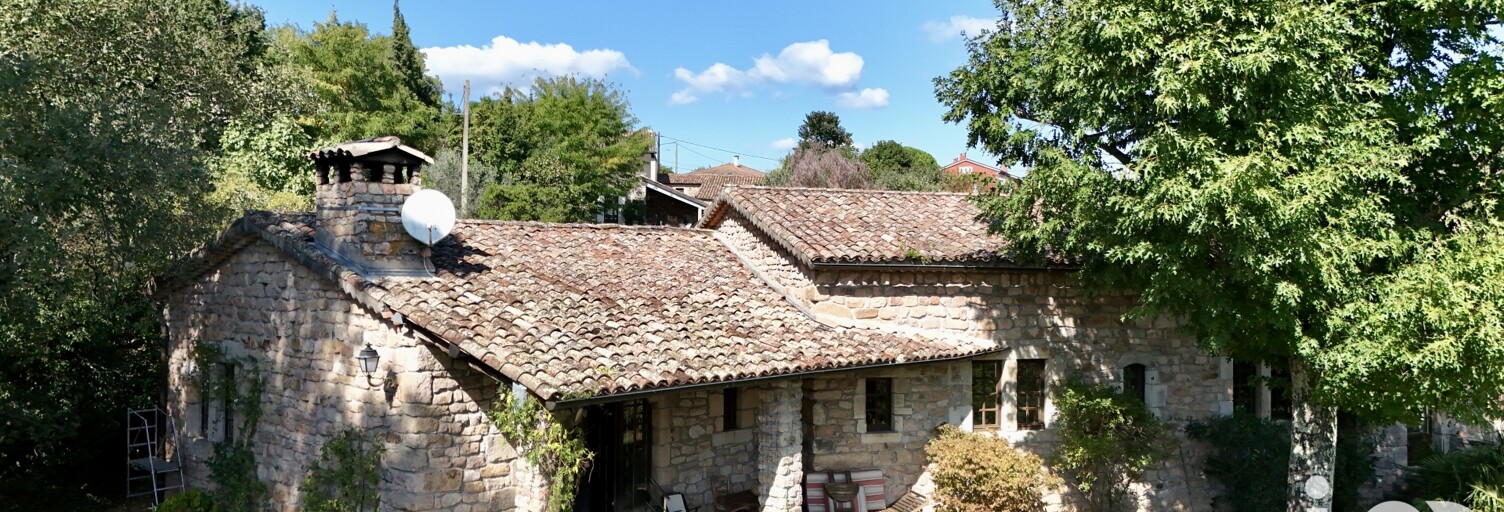 Maison 7 Pièces 193 m² à vendre à Saint-Étienne-de-Fontbellon (07200)