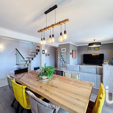 Appartement 4 pièces 225000 €