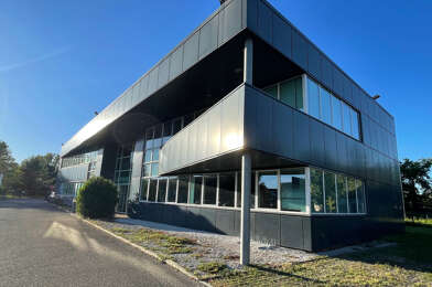 Commerce  1166000 €