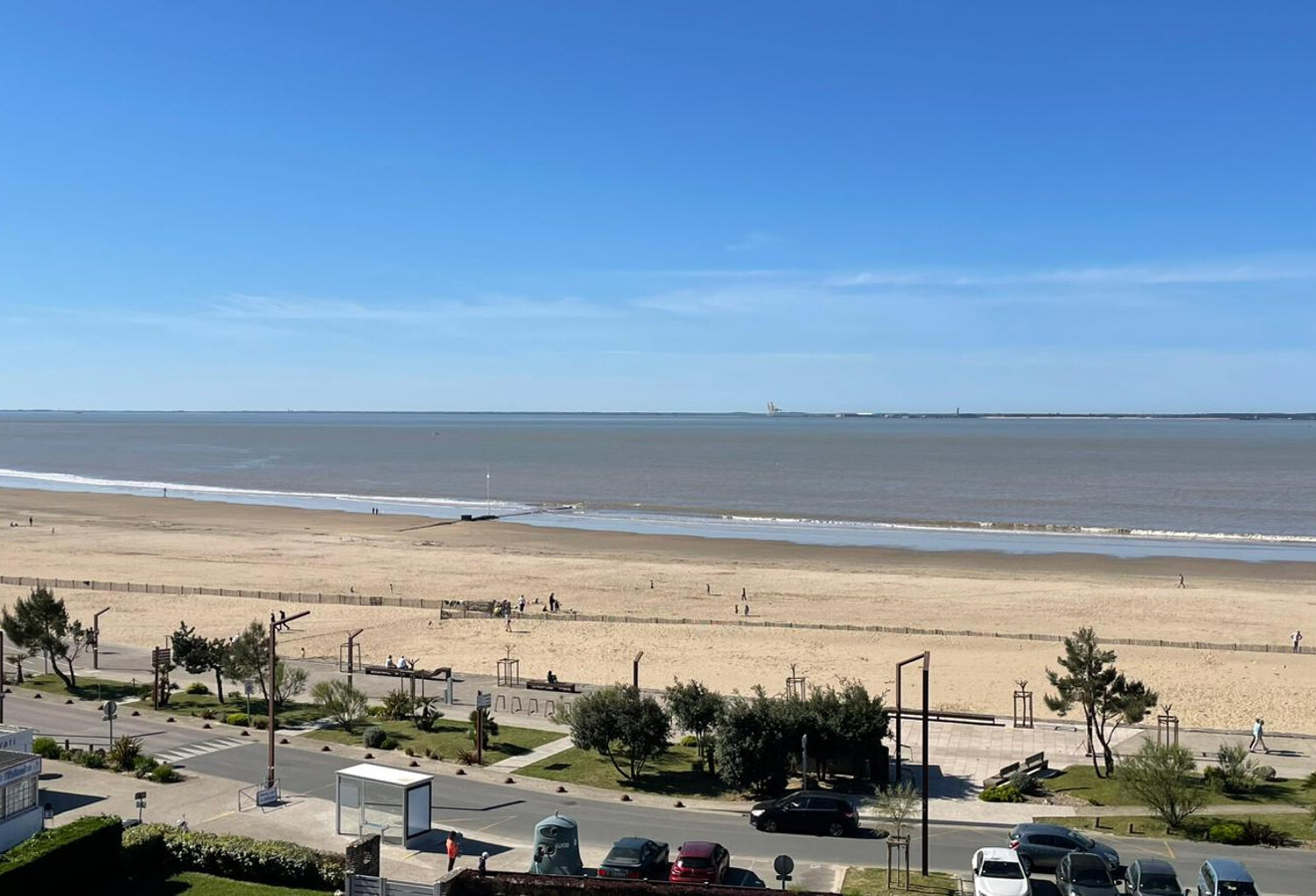 APPARTEMENT VUE MER — photo 1