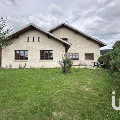 Maison 9 pièces 560000 €