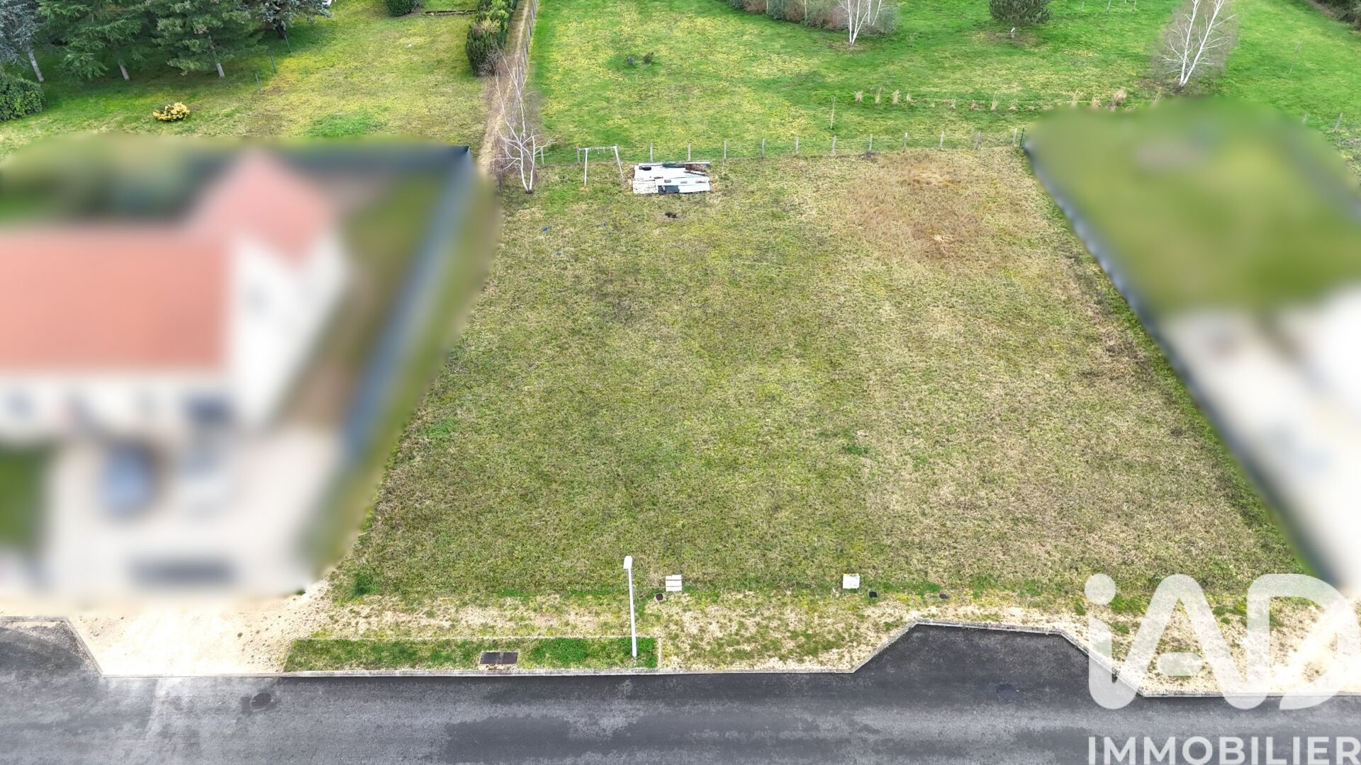 St-Benoit-Sur-Loire - 668m²