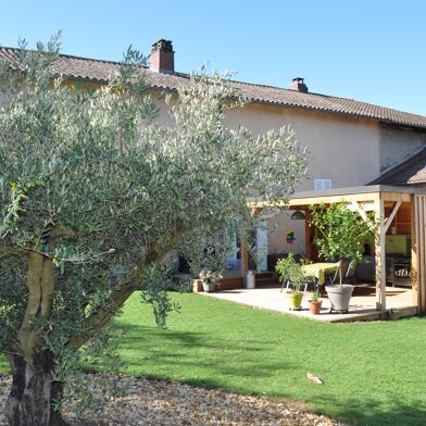 Maison 8 pièces 244000 €