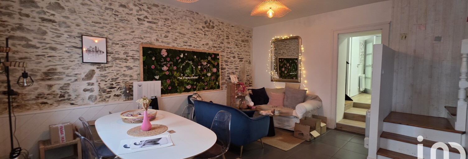 Maison 12 Pièces 240 m² à vendre à Basse-Goulaine (44115)