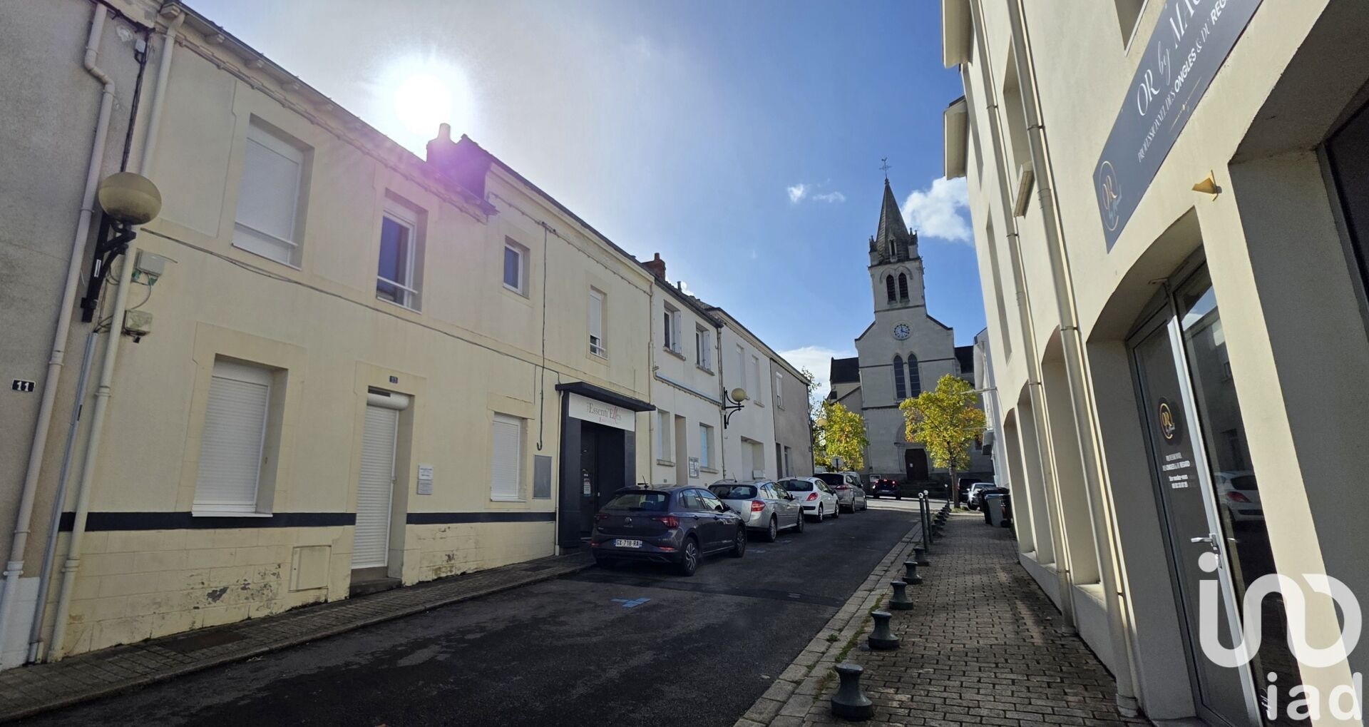 Basse-Goulaine - 240m² - 12p.