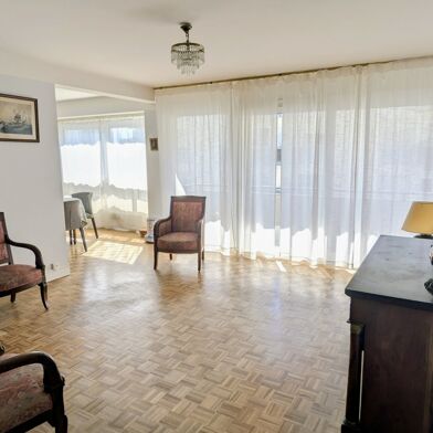 Appartement 4 pièces 122000 €