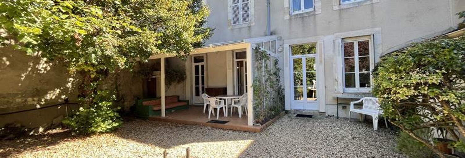 Maison 13 Pièces 225 m² à vendre à Bourges (18000)