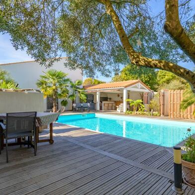 Maison 6 pièces 575850 €