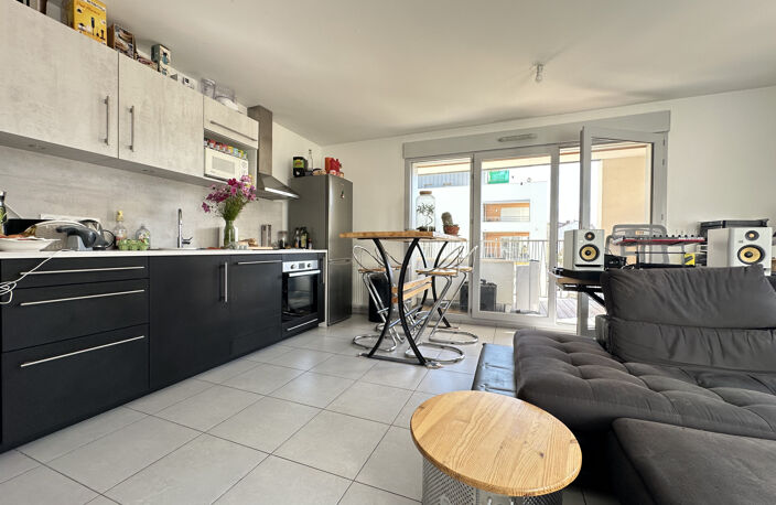 Appartement 3 pièces avec 2 terrasses - Grenoble - rue Marx Dormoy - 63,33 m2 — photo 2