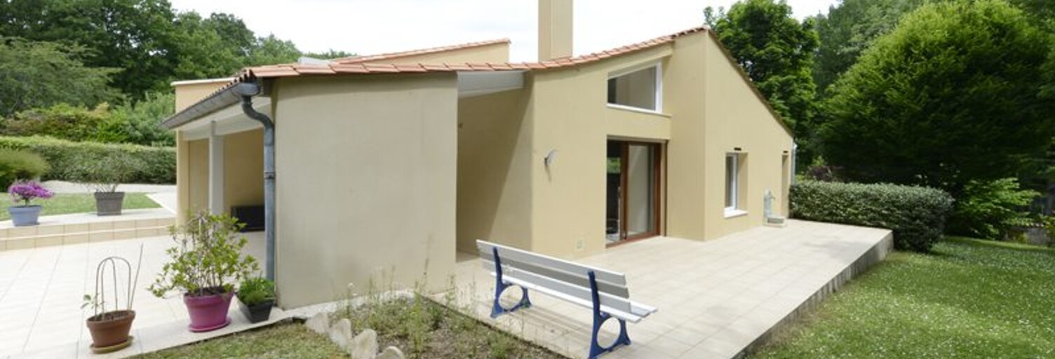 Maison 5 Pièces 154 m² à vendre à Mouthiers-sur-Boëme (16440)