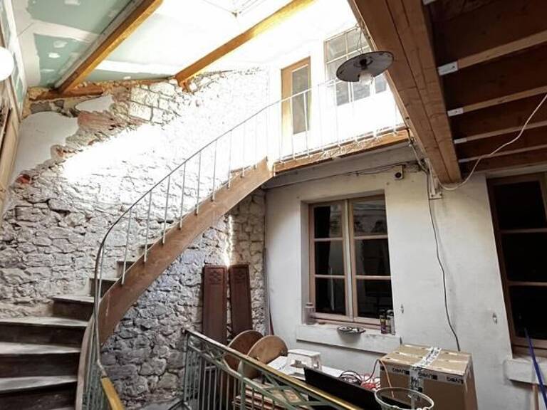 Maison 5 pièces 210 m² — photo 1