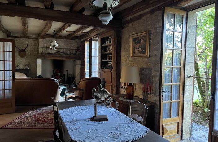 Maison en pierre de 8 pièces principales — photo 5