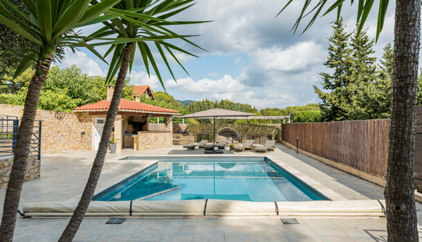 Villa / Maison 6 pièces  à vendre Aubagne 13400