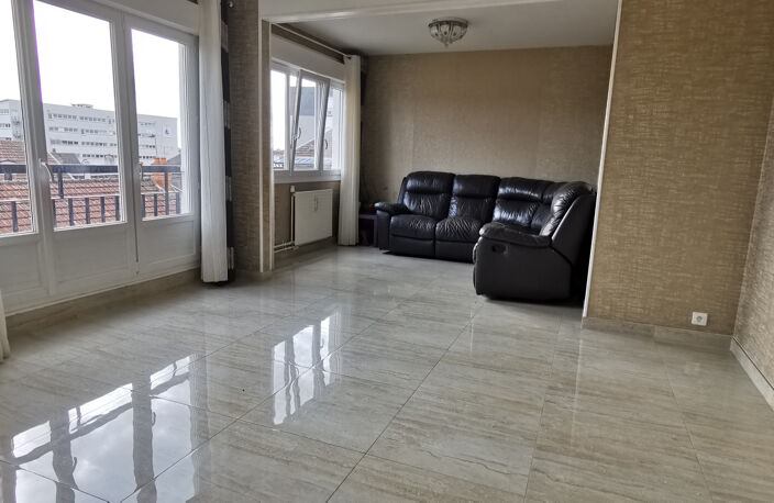 Appartement T4   71 m2   TROYES, Idéal primo-accédant ou inv — photo 4