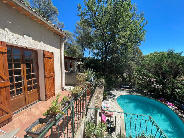 VILLECROZE MAISON PROVENCALE — photo du bien