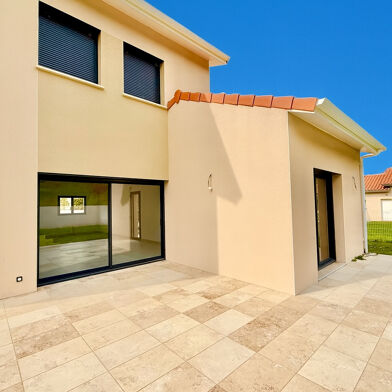 Maison 5 pièces 298000 €