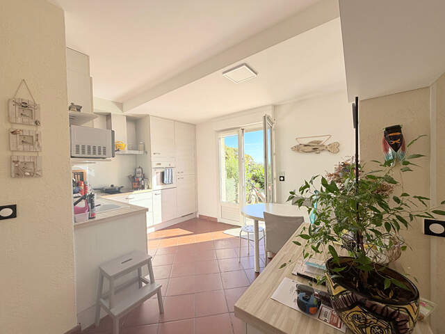 Appartement T4 - Bouzigues avec vue sur l'étang de Thau. — photo du bien