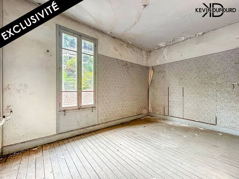 Studio A RENOVER 25m² à VALS LES BAINS — photo 1