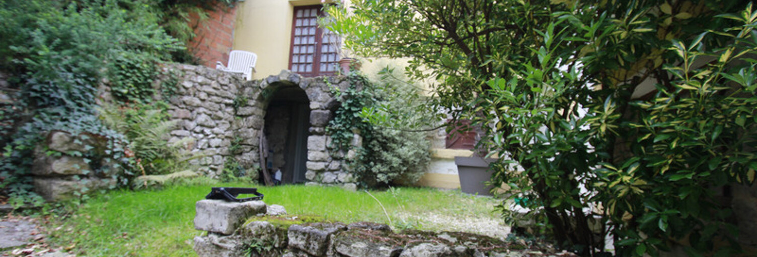 Maison 9 Pièces 250 m² à vendre à Rosny-sous-Bois (93110)