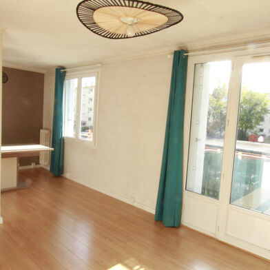 Appartement 4 pièces 250000 €