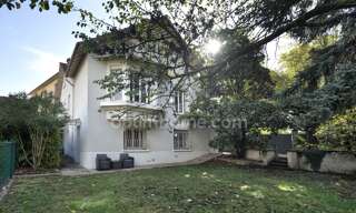 Maison 10 Pièces 277 m² à vendre à Lyon 8 (69008)